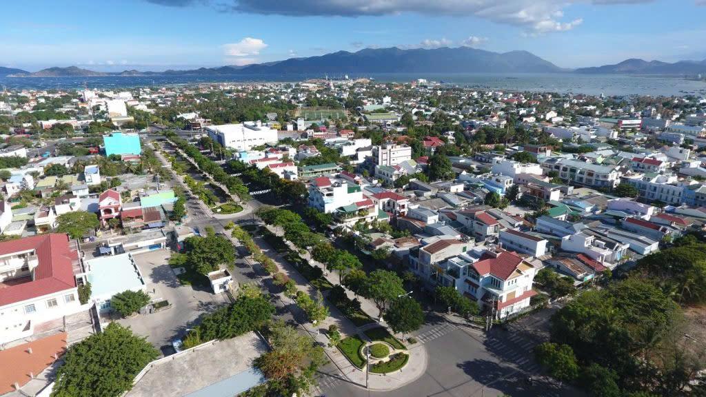 su phat trien thanh pho cam ranh