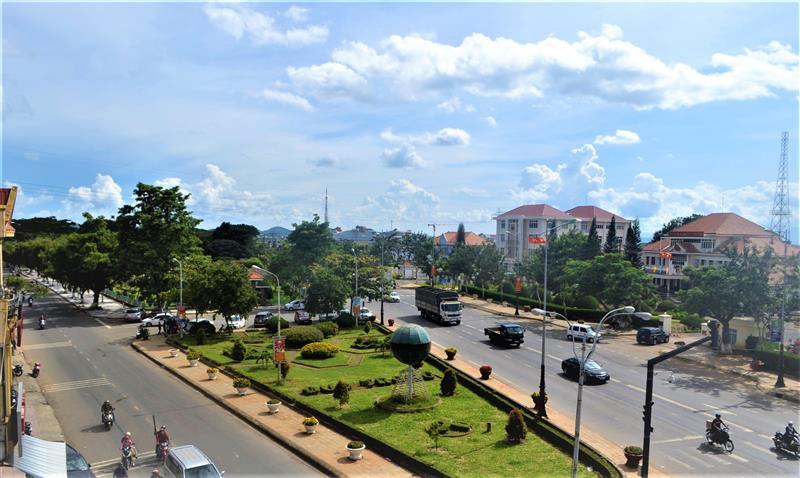 thi tran lien nghia mua he