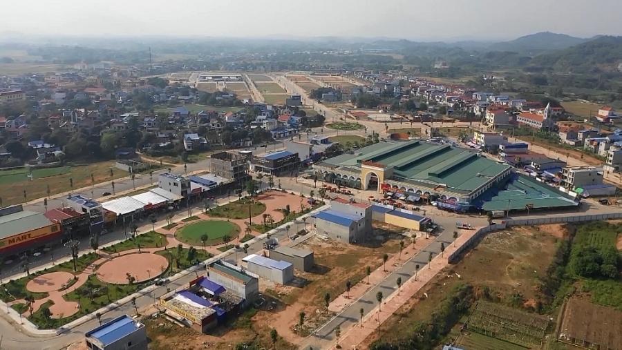 toan canh thi tran hung son